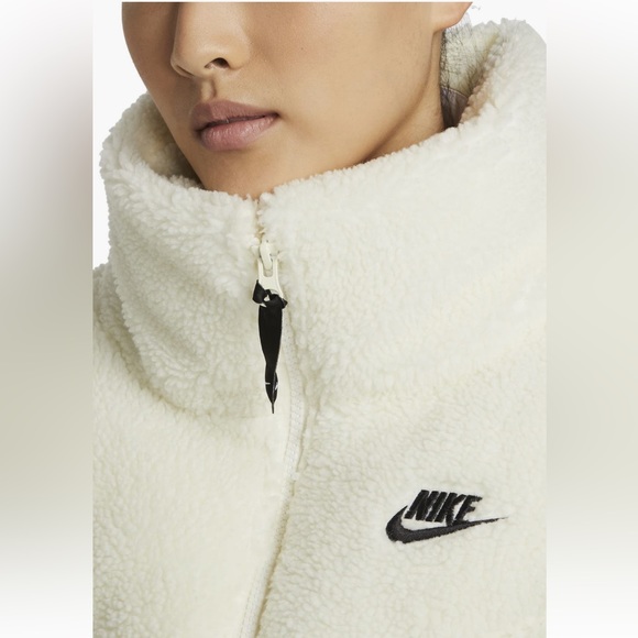 Nike City Series Therma-FIT Down Fleece Jacket - Picture 5 of 14